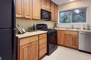 10655 Montrose Ave, Bethesda, MD 20814 - Photo 4