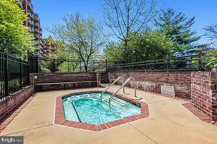 7500 Woodmont Ave, Bethesda, MD 20814 - Photo 32