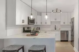 4620 N Park Ave, Chevy Chase, MD 20815 - Photo 4