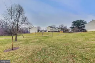 18 Indian Hills Ct, Rockville, MD 20855 - Photo 32