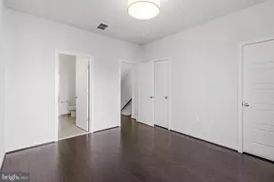 1924 Chapman Ave, Rockville, MD 20853 - Photo 12
