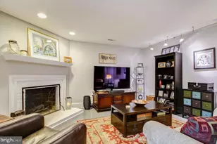 9936 Foxborough Cir, Rockville, MD 20850 - Photo 18