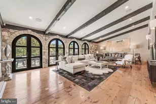 2 Piney Meetinghouse Ct, Potomac, MD 20854 - Photo 8