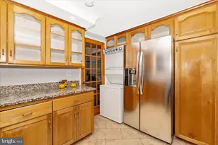 674 College Pkwy, Rockville, MD 20850 - Photo 18