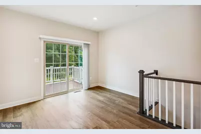 19753 Green Village Drive, Montgomery Village, MD 20886 - Photo 12