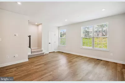 19753 Green Village Drive, Montgomery Village, MD 20886 - Photo 18