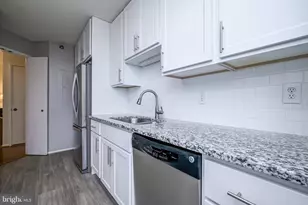 15100 Interlachen Dr, Silver Spring, MD 20906 - Photo 20