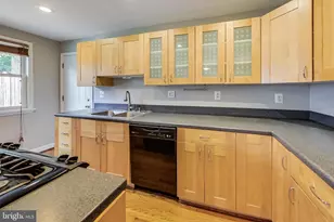 8617 Lynbrook Dr, Bethesda, MD 20814 - Photo 4