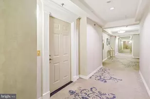 5809 Nicholson Ln, North Bethesda, MD 20852 - Photo 2