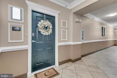 7 Booth Street #302, Gaithersburg, MD 20878 - Photo 4