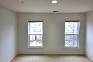 12928 Clarks Crossing Dr, Clarksburg, MD 20871 - Photo 10