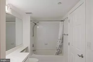 11710 Old Georgetown, North Bethesda, MD 20852 - Photo 28