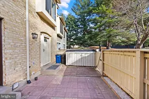 9320 Jarrett Ct, Montgomery Village, MD 20886 - Photo 18