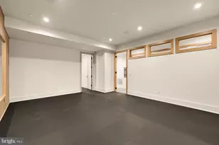 6916 Carmichael Ave, Bethesda, MD 20817 - Photo 70