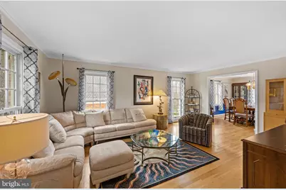 8217 Buckspark Lane W, Potomac, MD 20854 - Photo 4