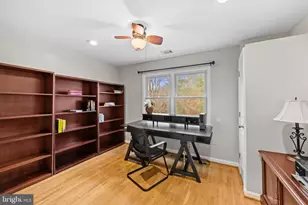 8217 Buckspark Ln W, Potomac, MD 20854 - Photo 24