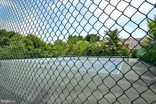 10940 Brewer House Rd, Rockville, MD 20852 - Photo 38