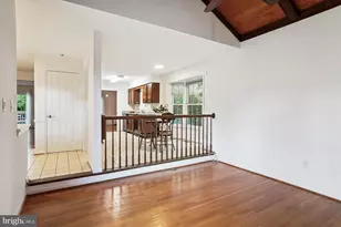 10940 Brewer House Rd, Rockville, MD 20852 - Photo 8