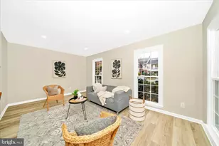 8648 Fountain Valley Dr, Montgomery Village, MD 20886 - Photo 4