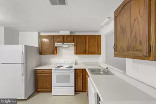 26 Whitechurch Ct, Germantown, MD 20874 - Photo 8