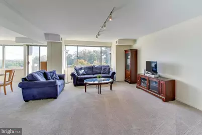 5450 Whitley Park Terrace #806, Bethesda, MD 20814 - Photo 8