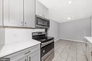 11805 Summer Oak Dr, Germantown, MD 20874 - Photo 12