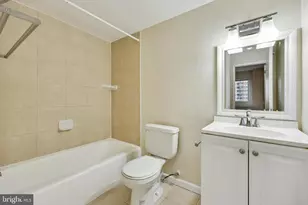 1121 University Blvd W, Silver Spring, MD 20902 - Photo 12