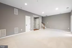 11909 Grey Hollow Ct, Rockville, MD 20852 - Photo 38