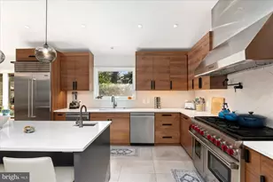 6812 Tulip Hill Terrace, Bethesda, MD 20816 - Photo 10