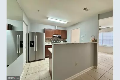 10128 Reprise Drive, Rockville, MD 20850 - Photo 6