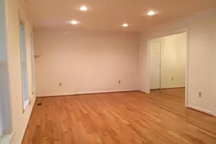 1 Apricot Ct, Gaithersburg, MD 20878 - Photo 6