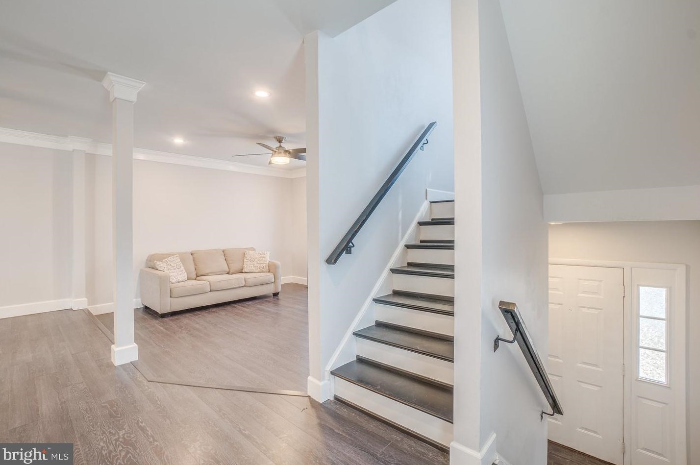 8139 Crabapple Ln, Gaithersburg, MD 20879-5204