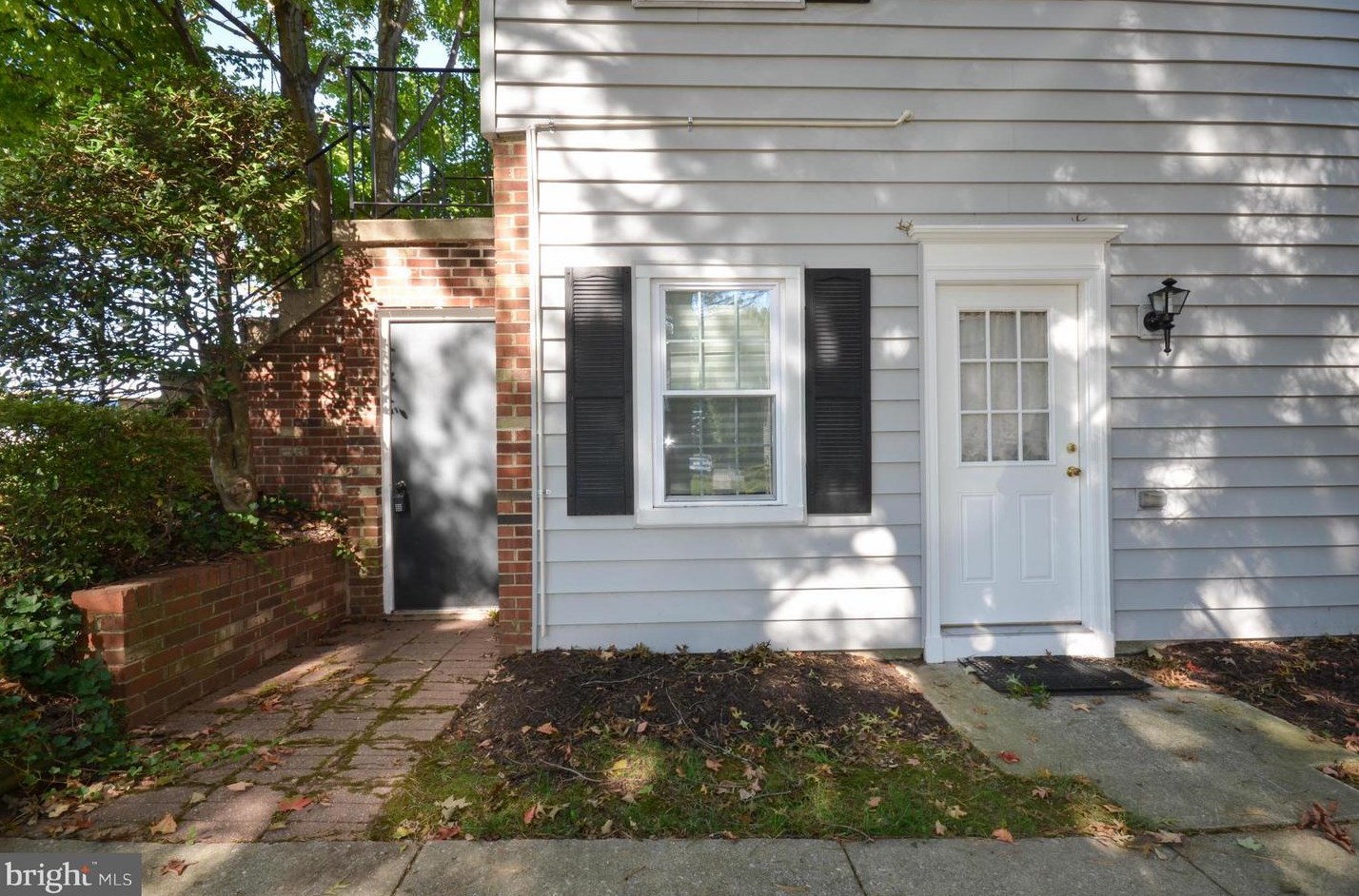166 Crossbow Ln, Gaithersburg, MD 20878-2701