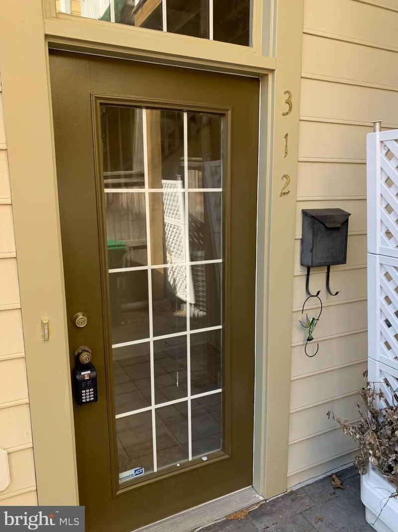312 Hart Mews, Gaithersburg, MD 20878-5757