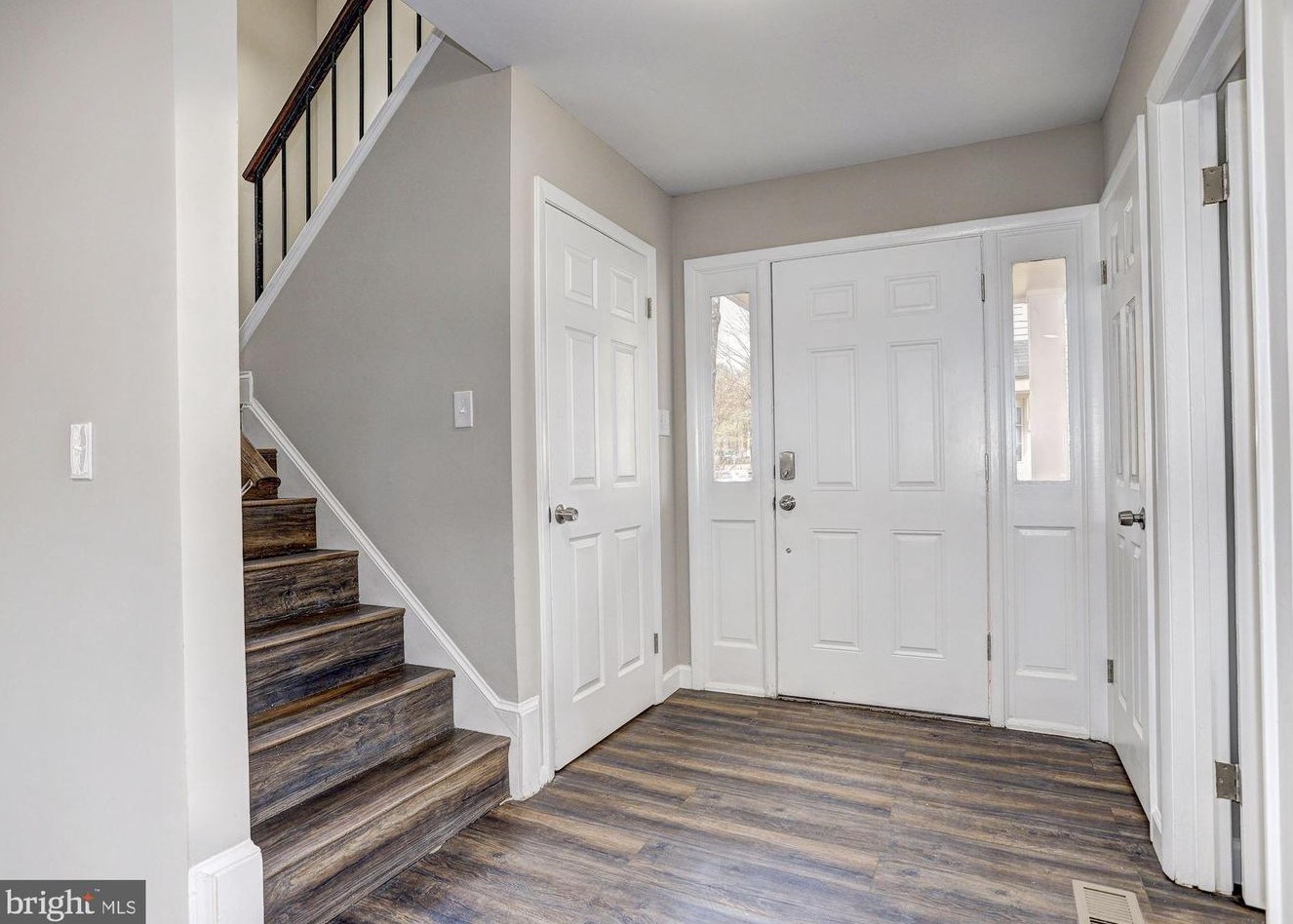 9514 Melrose Square Way, Gaithersburg, MD 20882-2716