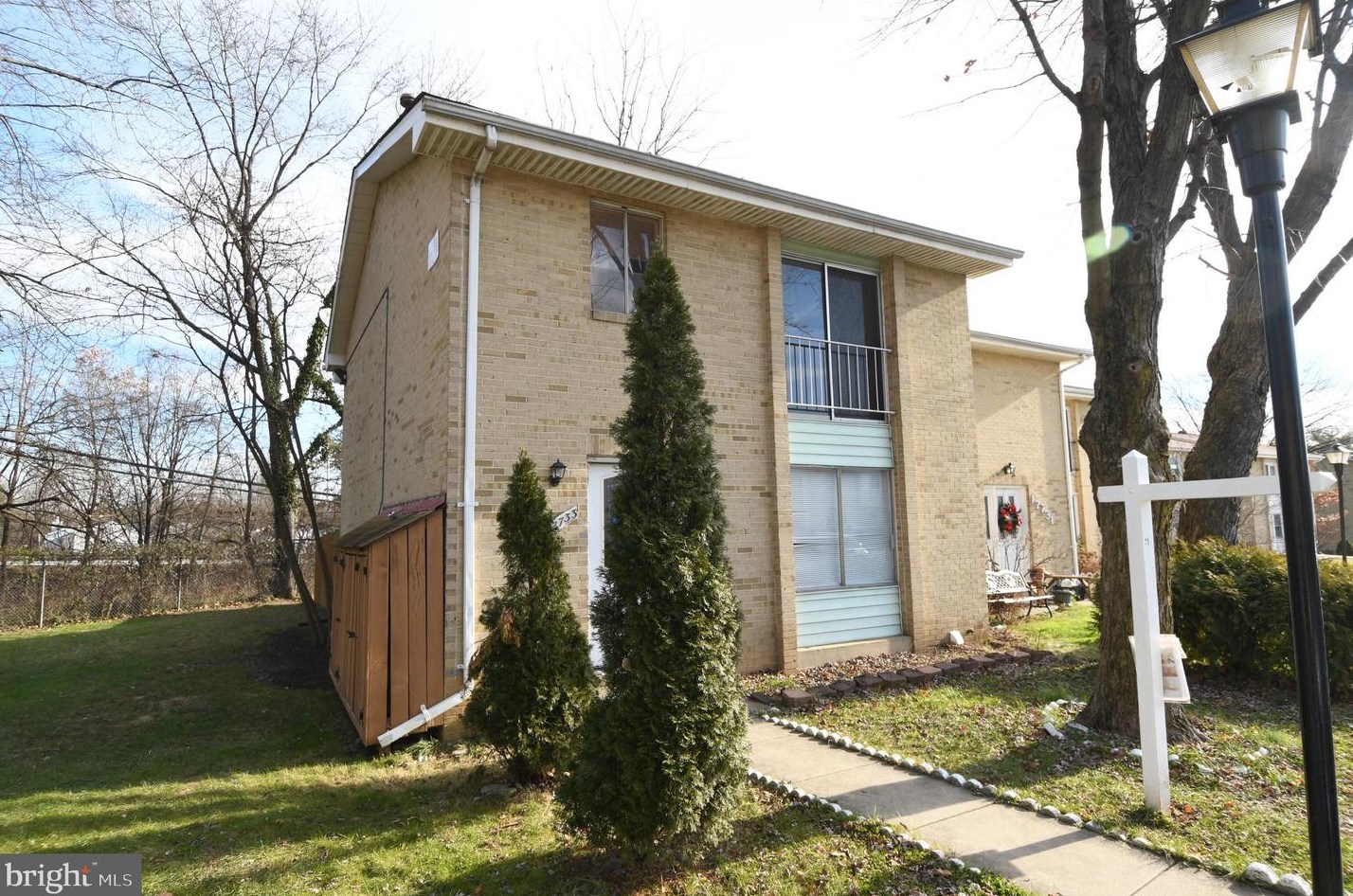 17733 Topfield Dr, Gaithersburg, MD 20877-1139