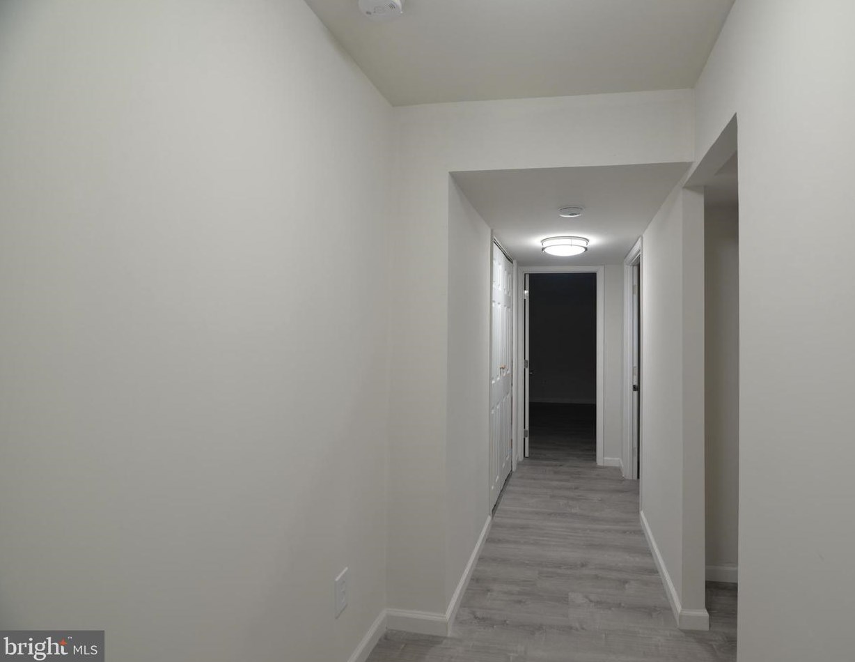 10039 Maple Leaf Dr, Gaithersburg MD  20879-1131 exterior