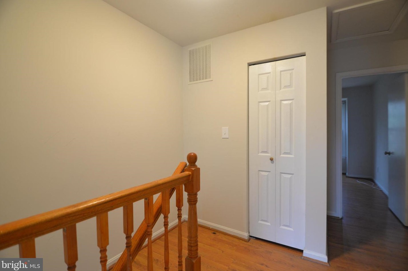 10039 Maple Leaf Dr, Gaithersburg MD  20879-1131 exterior