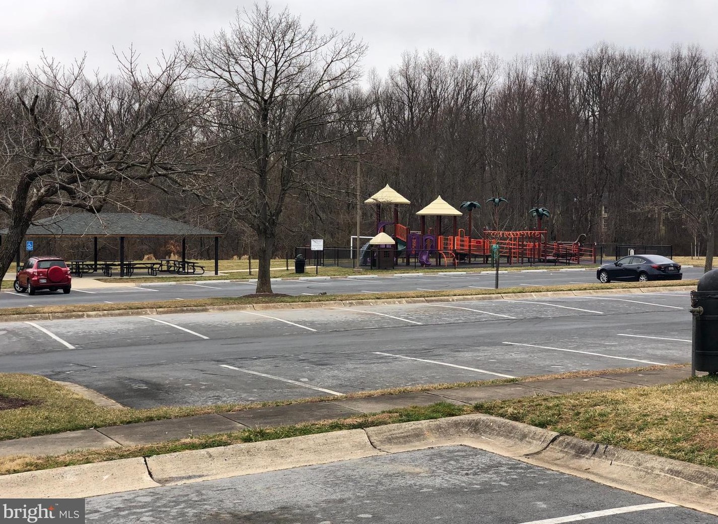 10039 Maple Leaf Dr, Gaithersburg MD  20879-1131 exterior