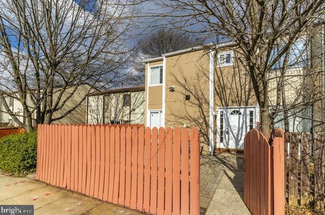 7627 Laytonia Dr, Gaithersburg, MD 20877