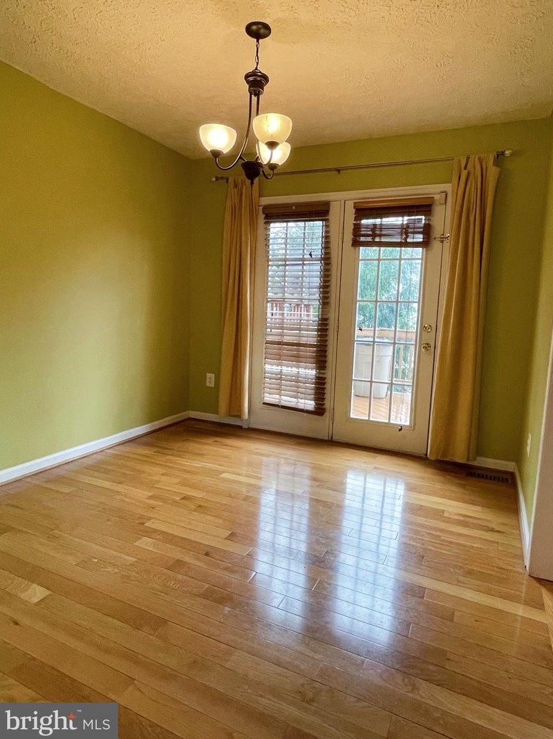 1244 Travis View Ct, Gaithersburg MD  20879-3299 exterior