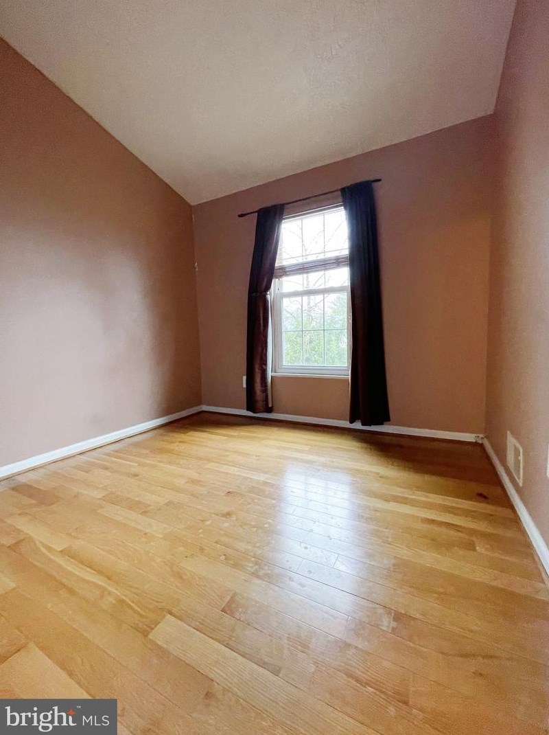 1244 Travis View Ct, Gaithersburg MD  20879-3299 exterior