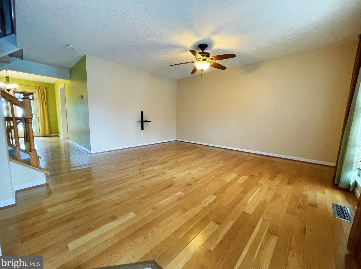 1244 Travis View Ct, Gaithersburg MD  20879-3299 exterior