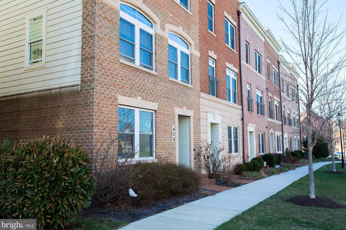 428 Grand St, Gaithersburg, MD 20878