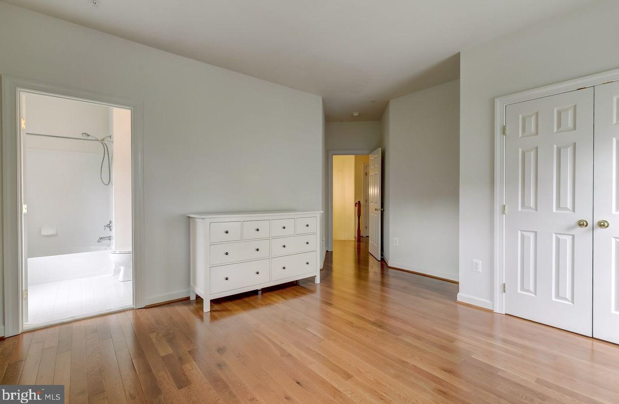 13215 Dutrow Dr, Clarksburg MD  20871-4345 exterior