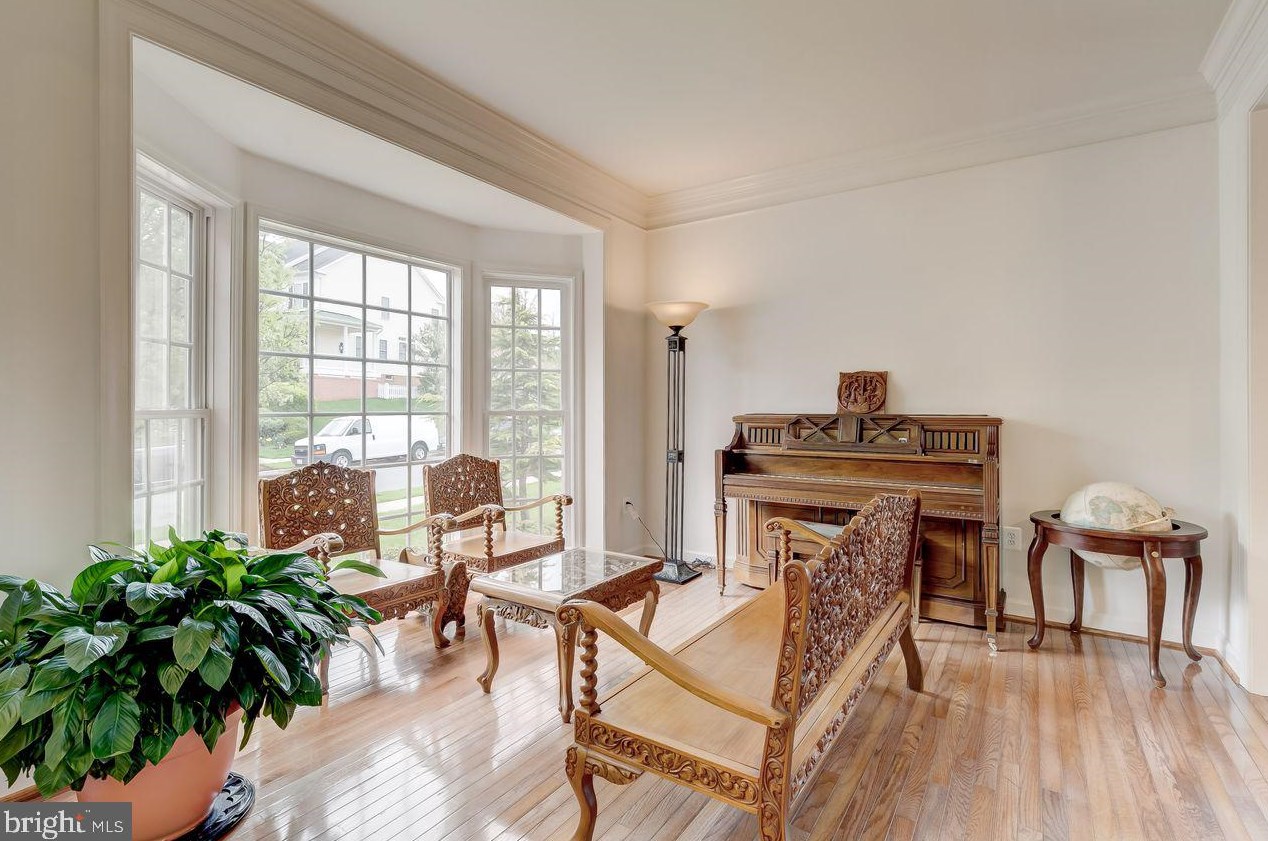 13215 Dutrow Dr, Clarksburg MD  20871-4345 exterior