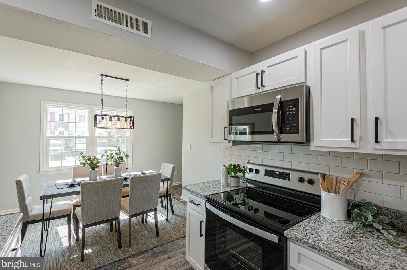 34 Oak Shade Rd, Gaithersburg, MD 20878-1050
