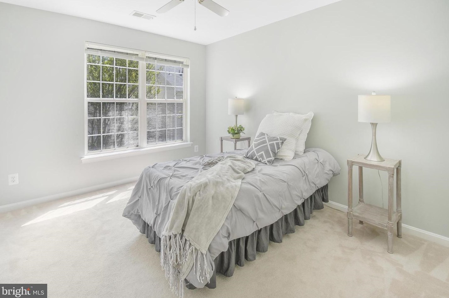 8700 Laurel Valley Ln, Gaithersburg MD  20886-5666 exterior