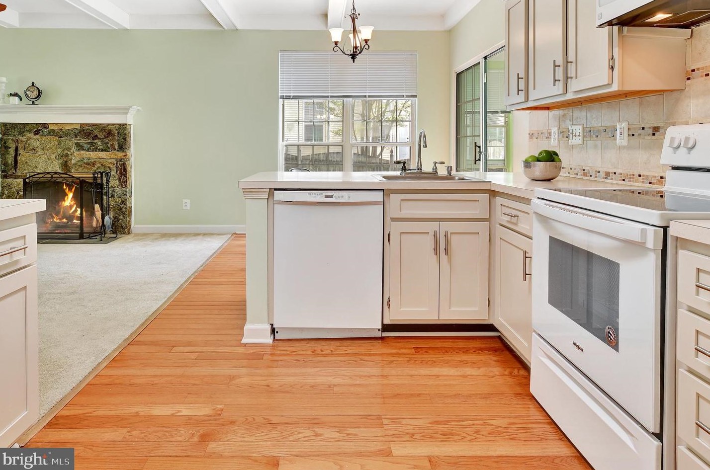 8700 Laurel Valley Ln, Gaithersburg MD  20886-5666 exterior