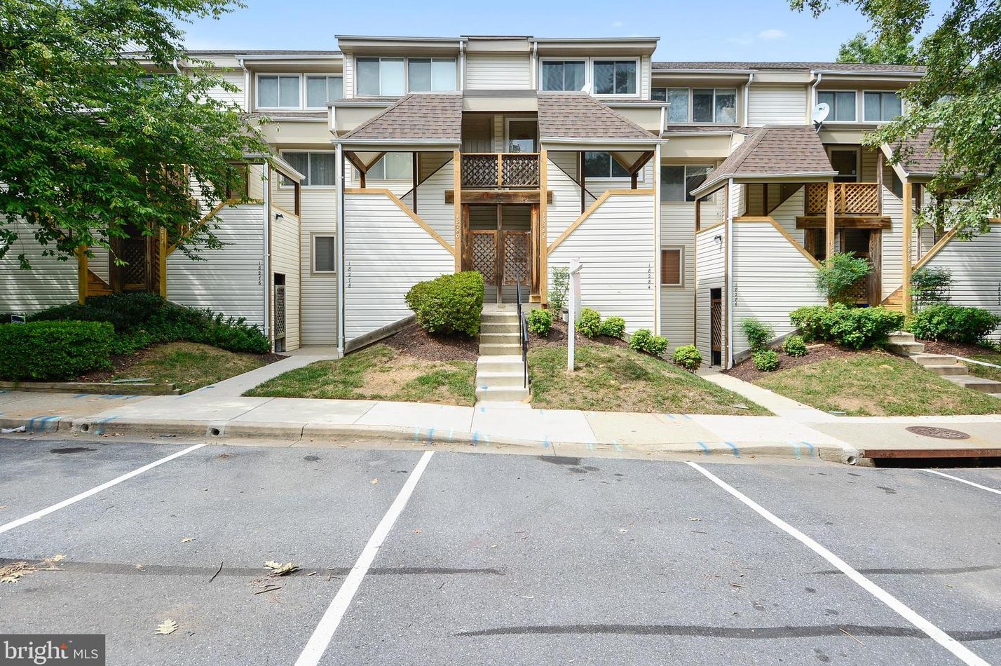 18282 Windsor Hill Dr #407, Olney, MD 20832